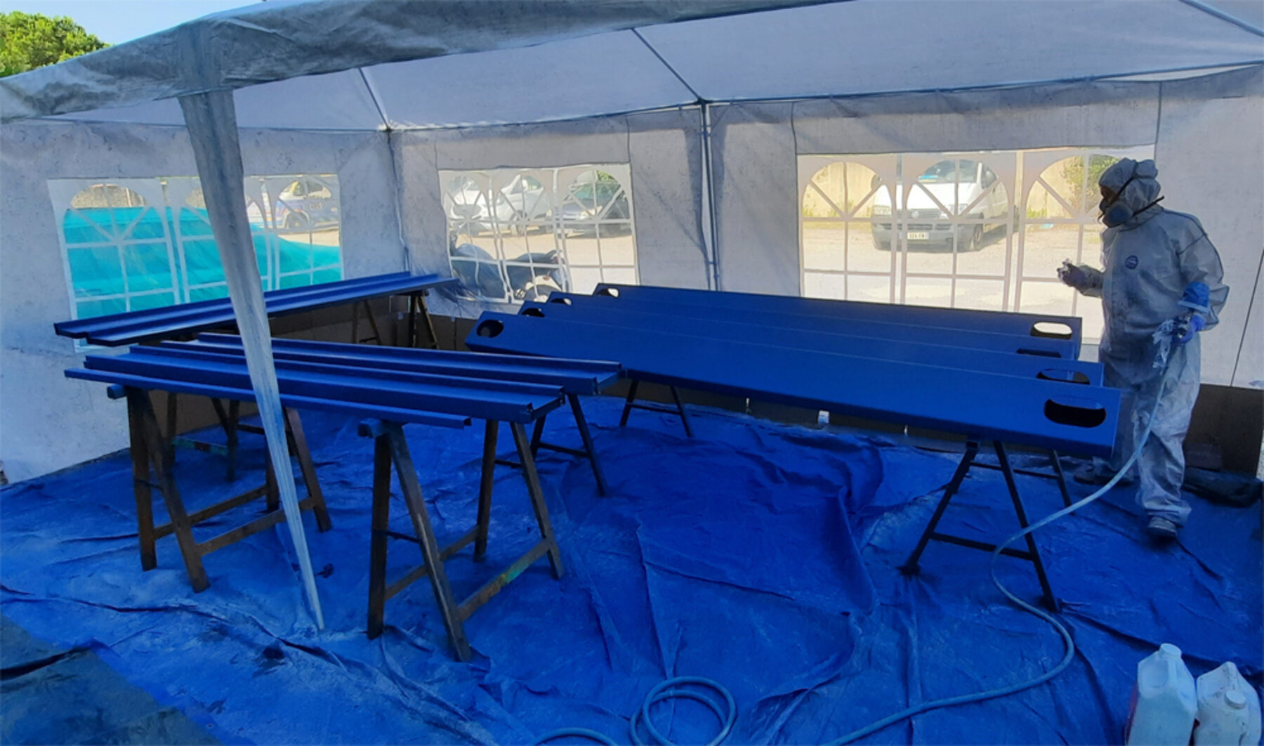 TOP — Terminal Ouest Provence — Mise en peinture — bleu IKB